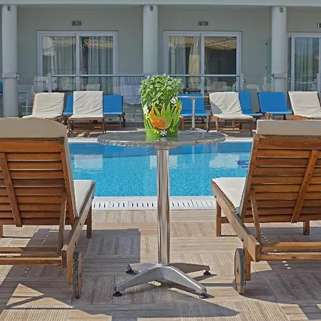 Hotel Palapart Gikas And 2*